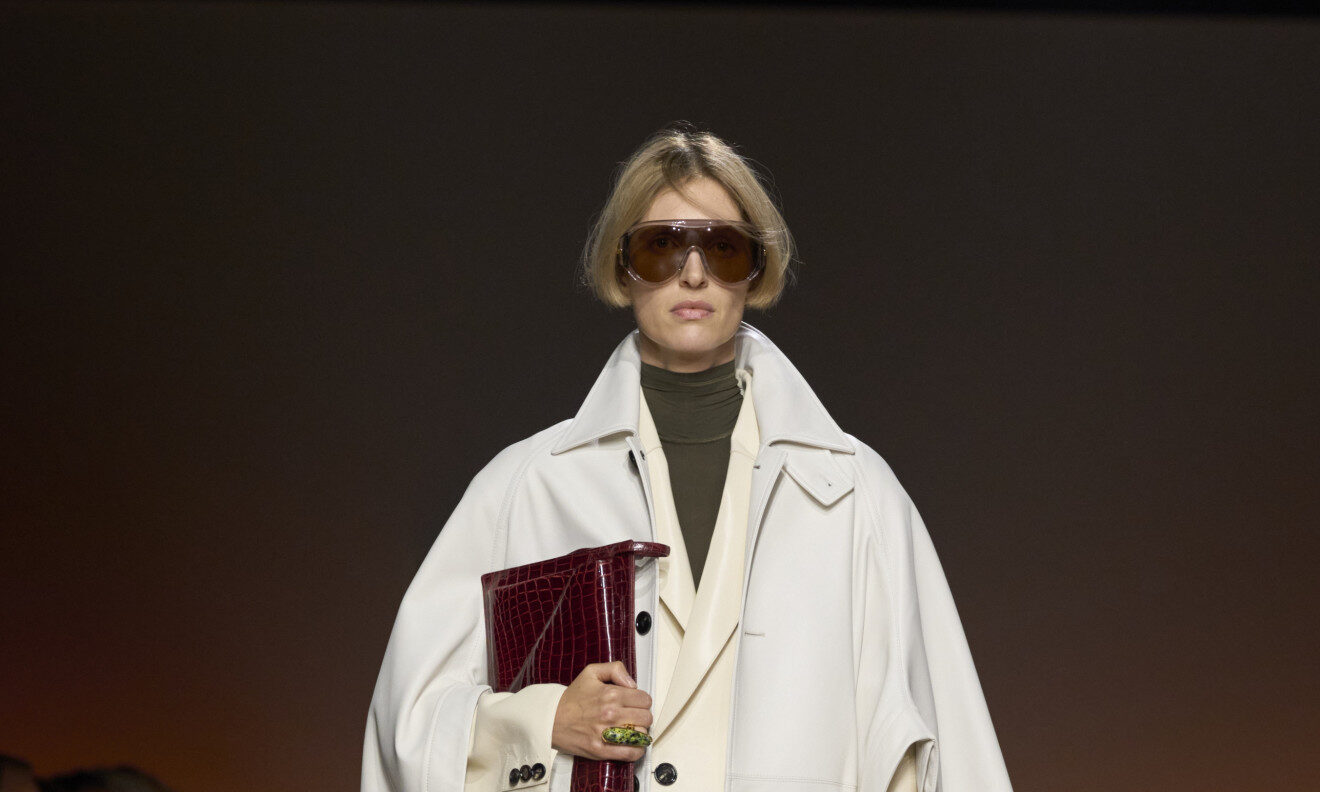 Οι hot τάσεις σε πανωφόρια για να επενδύσεις αυτή τη σεζόν και 4 προτάσεις για να ψωνίσεις