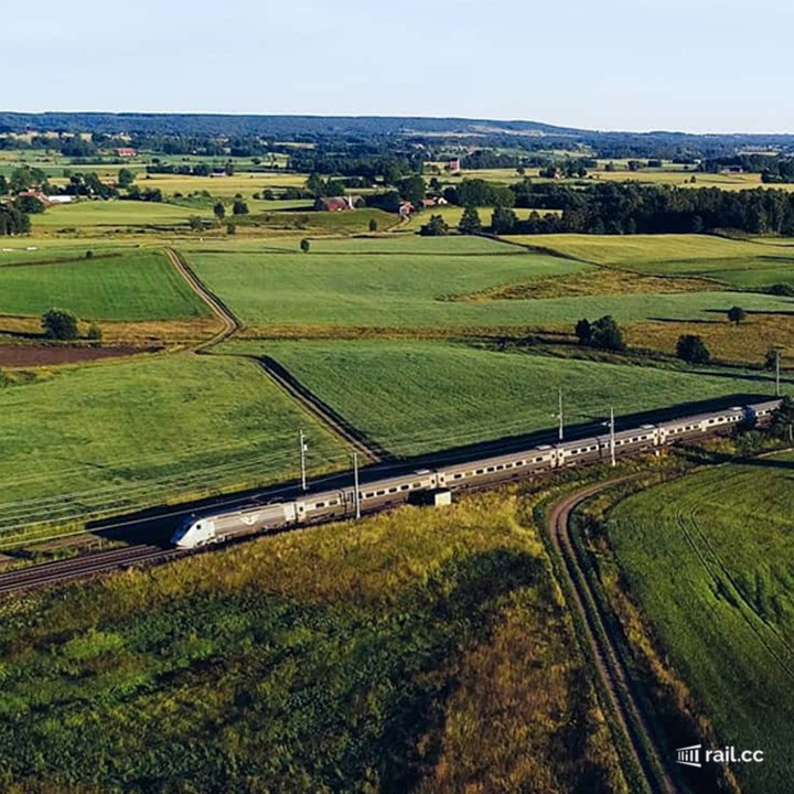 Τα καλύτερα φθινοπωρινά ταξίδια που μπορείς να απολαύσεις με τρένο στην Ευρώπη