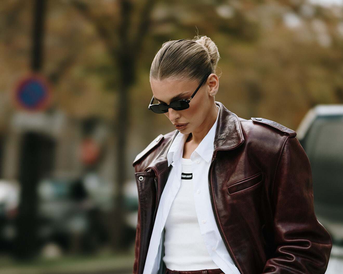 Πώς να αφαιρέσεις το κίτρινο λεκέ που δημιουργείται στον γιακά από τα πουκάμισα