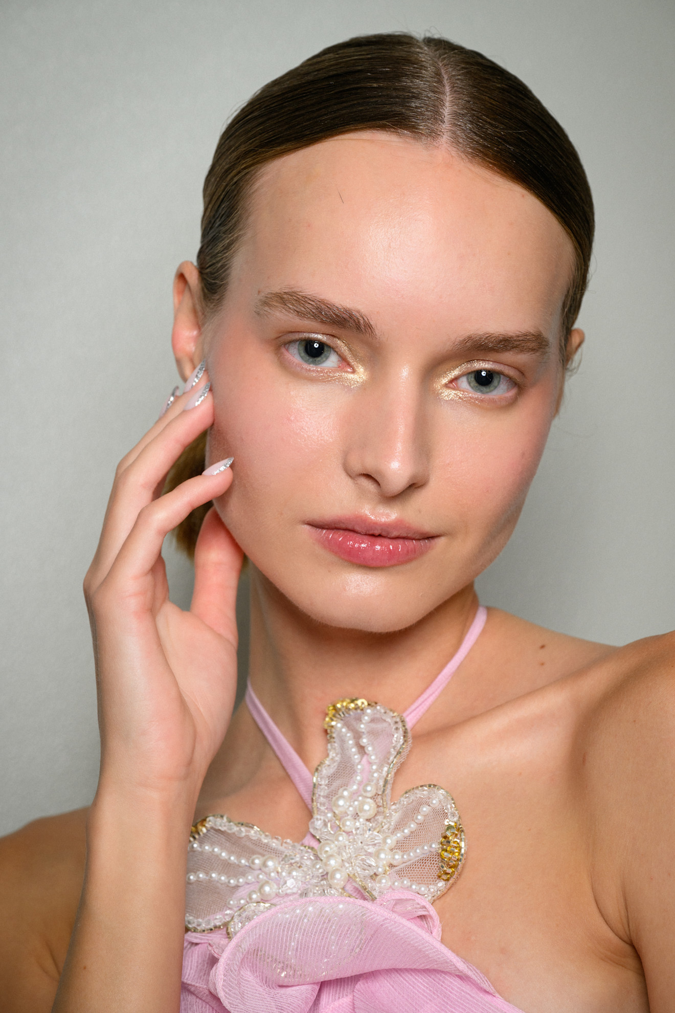 Tinted lip balm: Το προϊόν που θα αντικαταστήσει το κραγιόν σου αυτόν τον χειμώνα