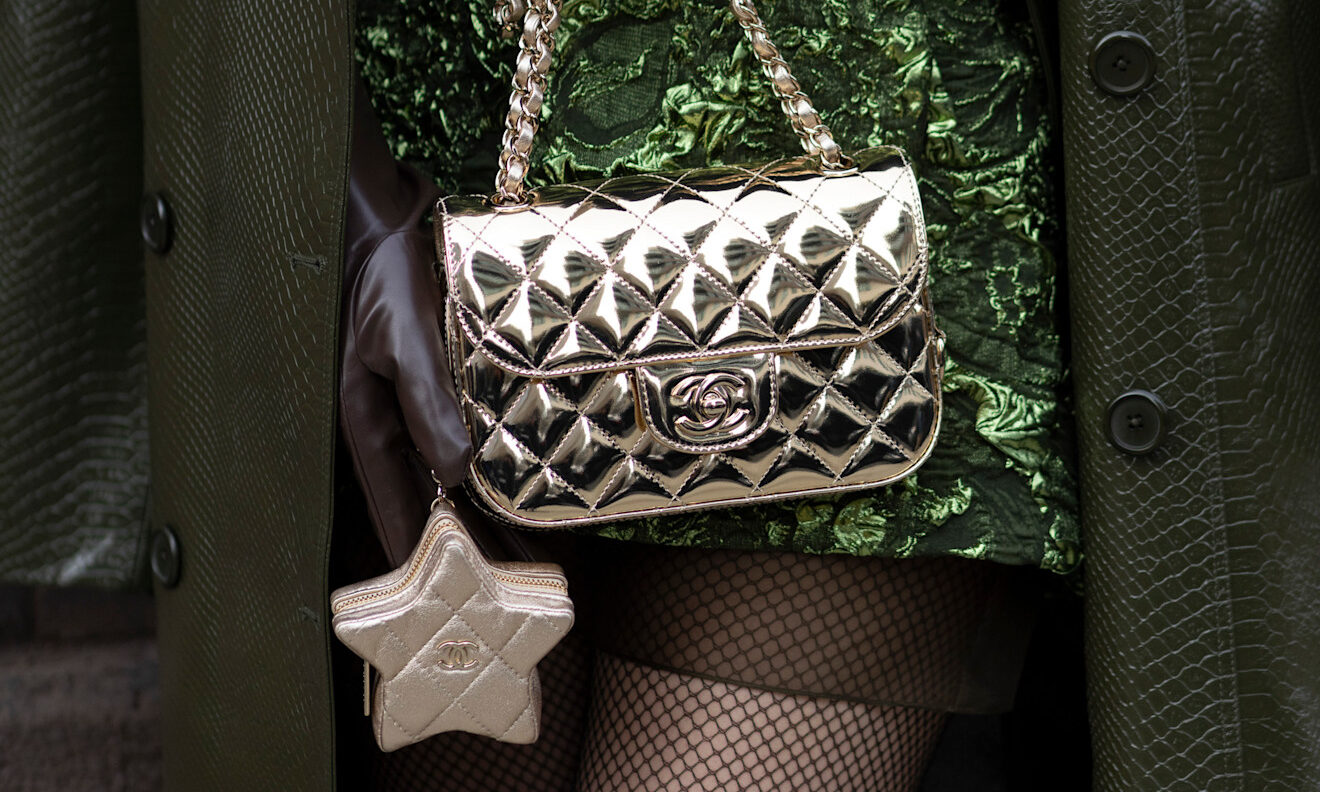 5 μοναδικά βραδινά τσαντάκια για να έχεις τα «πολύτιμα» απαραίτητα την παραμονή της Πρωτοχρονιάς