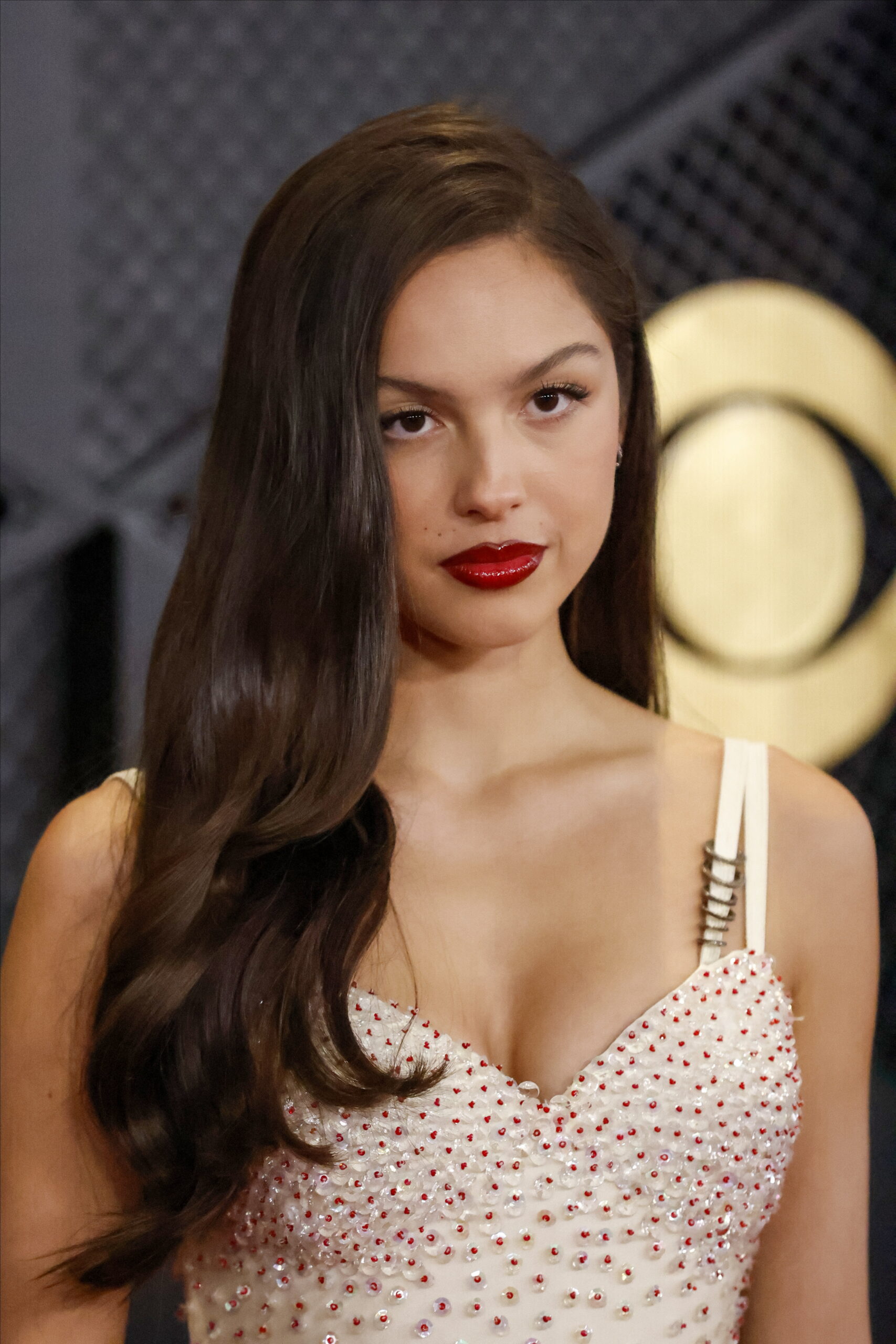 Η Olivia Rodrigo είναι το νέο πρόσωπο της Lancôme