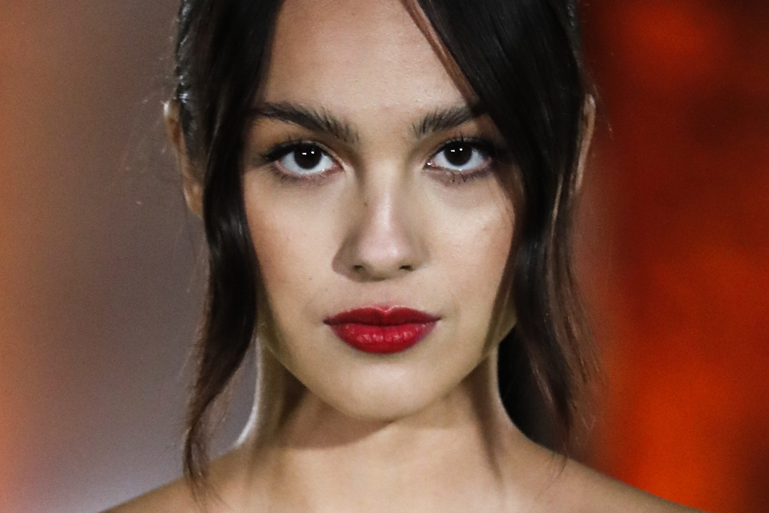 Η Olivia Rodrigo είναι το νέο πρόσωπο της Lancôme