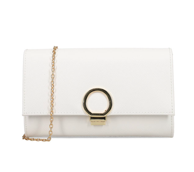 Copy the look: Το λευκό σμόκιν της Σίντυ Κρόφορντ είναι το festive σύνολο που θα θέλεις να αντιγράψεις