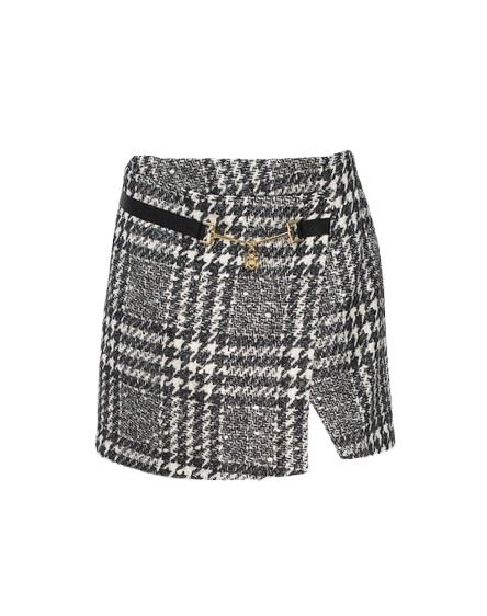 Ασπρόμαυρο Καρό: H Τζένιφερ Λόπεζ φορά το διαχρονικό μοτίβο που επέστρεψε (και 6 κομμάτια για να αγοράσεις)