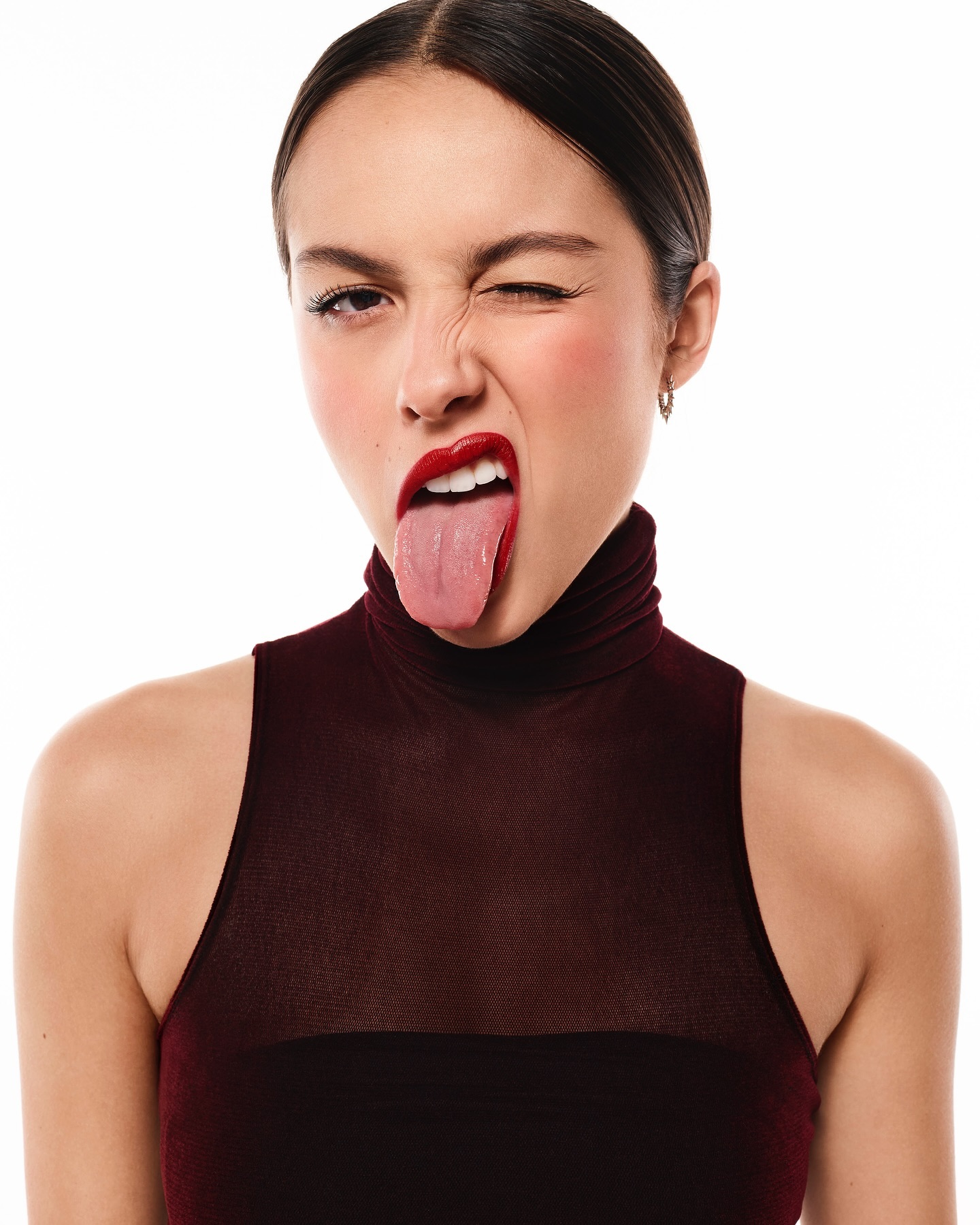 Η Olivia Rodrigo είναι το νέο πρόσωπο της Lancôme