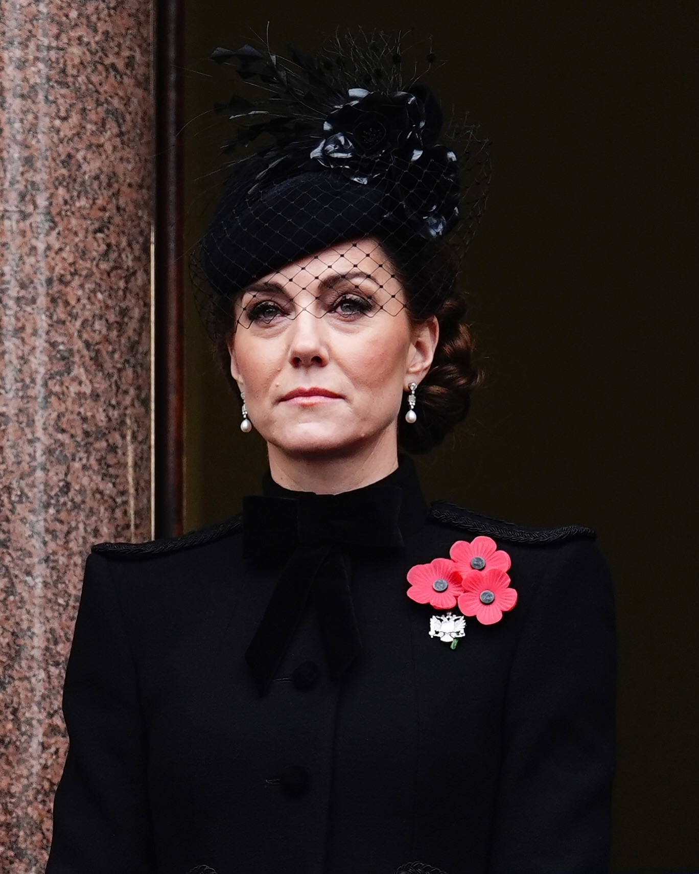 Σπάνια εμφάνιση της Κέιτ Μίντλετον στην Ημέρα Μνήμης με τον Πρίγκιπα Γουίλιαμ