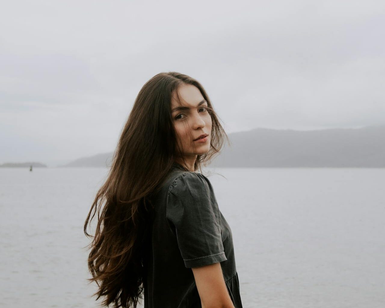 Μήπως υποφέρεις από συναισθηματική εξάντληση; 5 τρόποι να τη διαχειριστείς