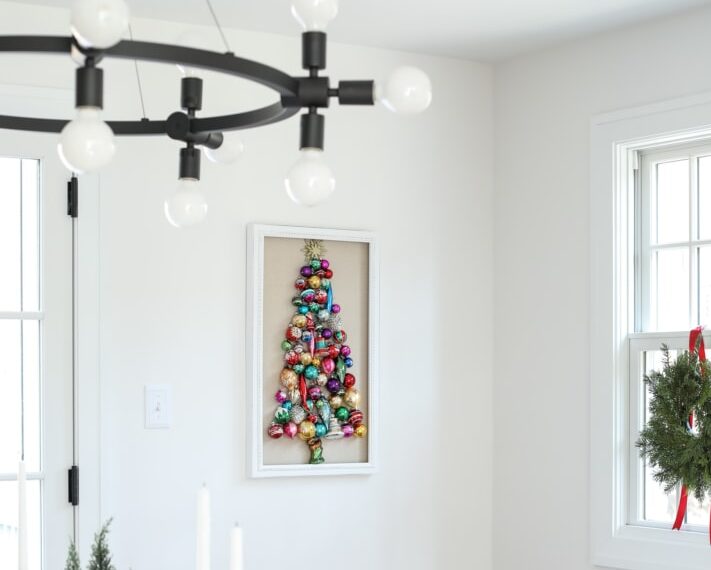 Σου περισσεύουν μπάλες από το δέντρο; Κάνε 2 DIY κατασκεύες και δώσε επιπλέον χριστουγεννιάτικο mood στο σπίτι σου