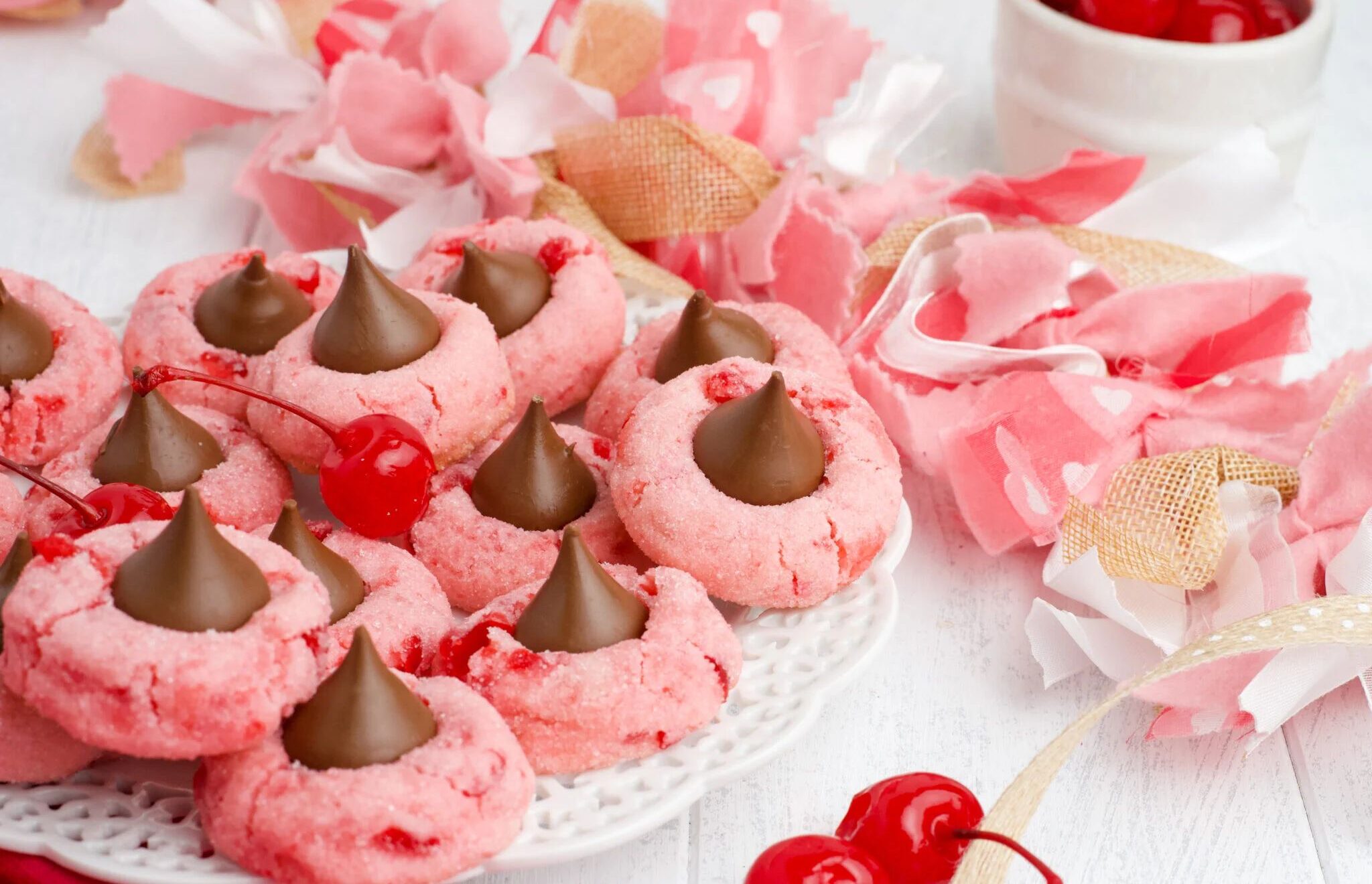 Λαχταριστά cherry blossom μπισκότα με Maraschino και βελούδινη σοκολάτα