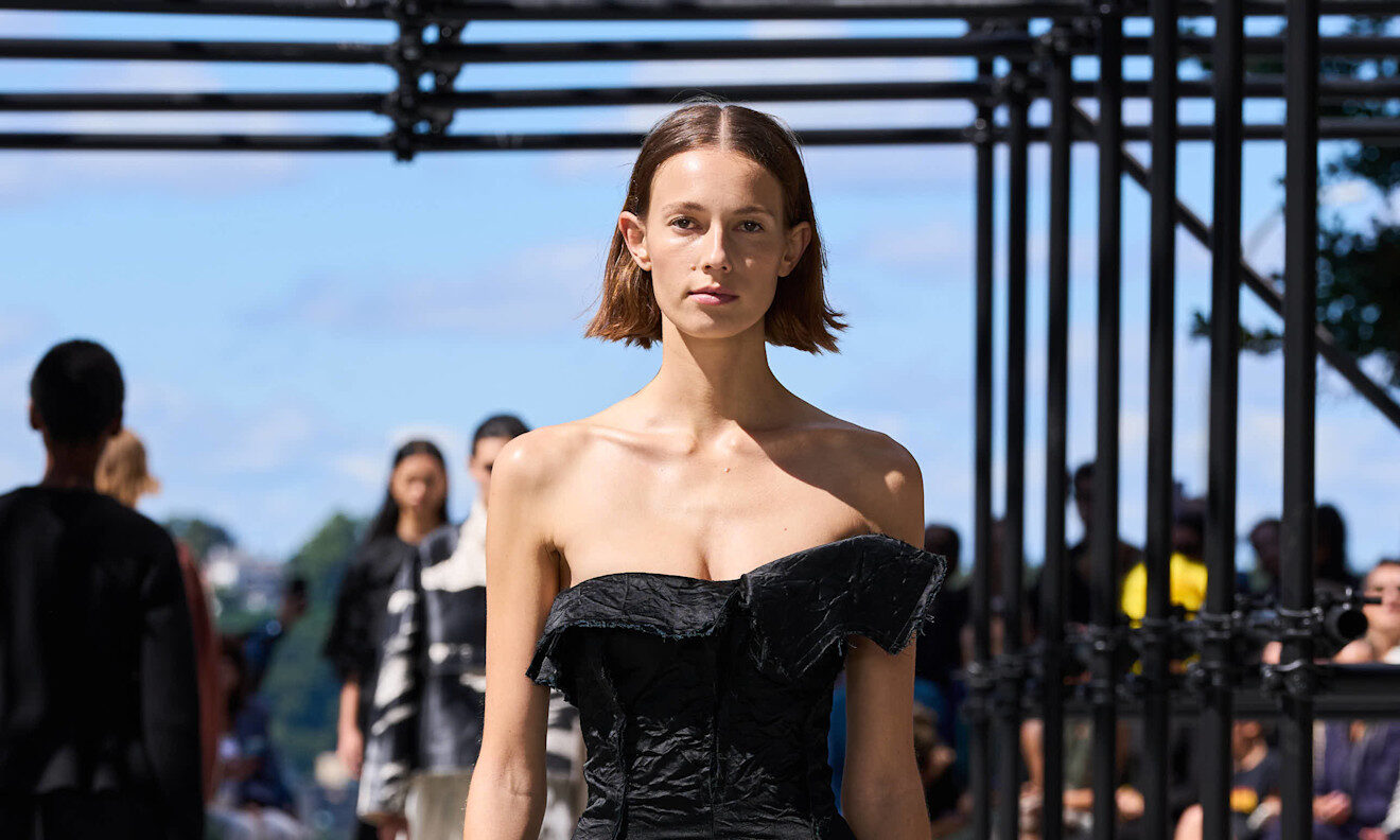 Μαύρο φόρεμα: Τα στυλ που θα δεις περισσότερο αυτή την άνοιξη