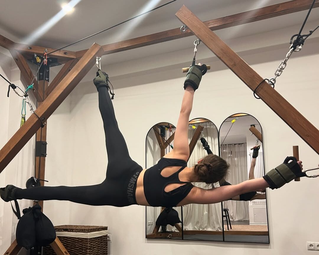 Aer Stretching: Η προπόνηση που απελευθερώνει την ένταση στο σώμα και χαλαρώνει το μυαλό