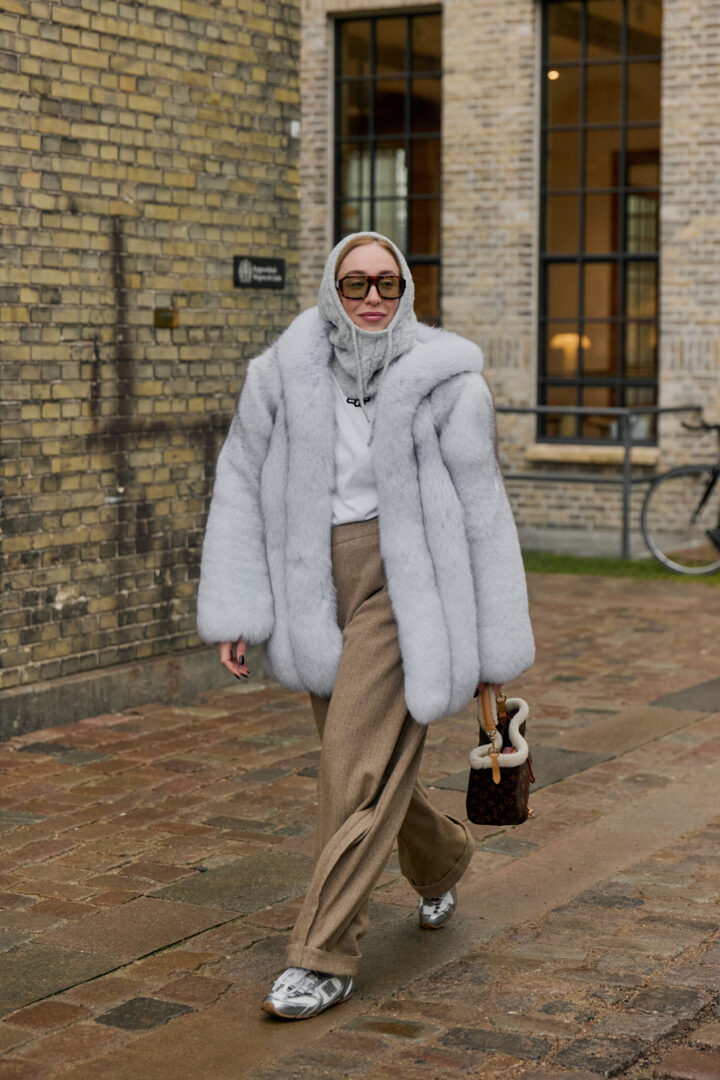 Τα trendy αξεσουάρ που στόλισαν τα κεφάλια των fashionistas την Εβδομάδα Μόδας στην Κοπεγχάγη