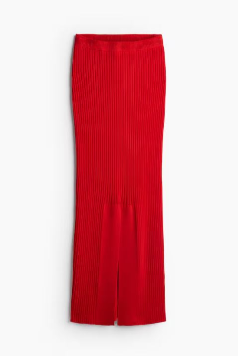 Copy the look: Η Ηλιάνα Παπαγεωργίου με σύνολο ωδή στον Άγιο Βαλεντίνο