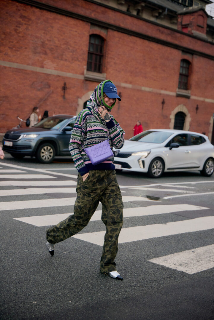 Τα trendy αξεσουάρ που στόλισαν τα κεφάλια των fashionistas την Εβδομάδα Μόδας στην Κοπεγχάγη