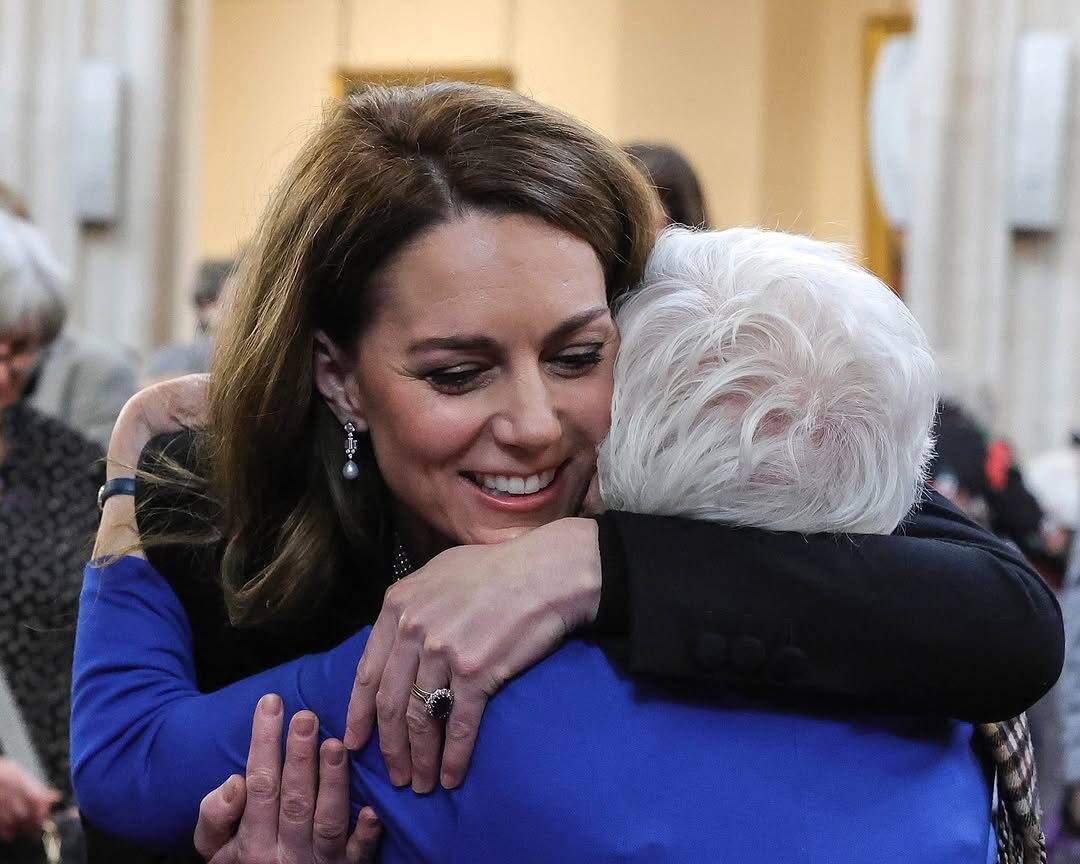 Τα μαργαριταρένια κοσμήματα της Κέιτ Μίντλετον στο μνημόσυνο του Ολοκαυτώματος είχαν ένα κρυφό νόημα