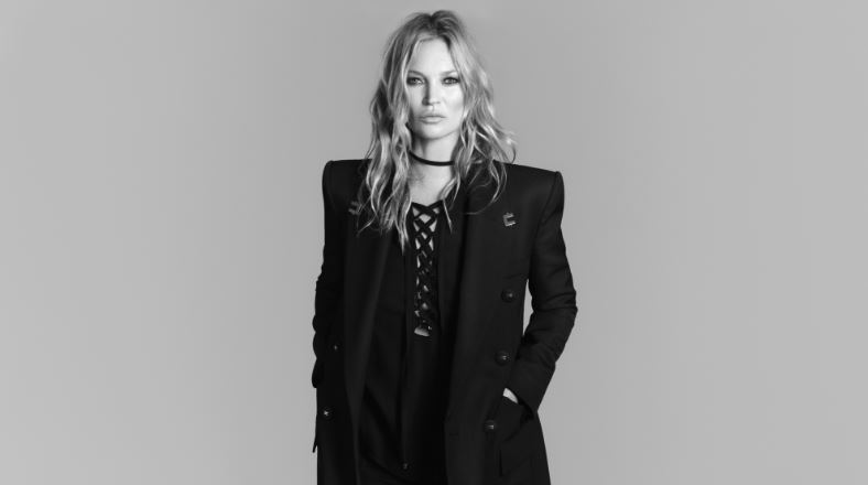 Η Κέιτ Μος κάνει για πρώτη φορά καμπάνια για την Elisabetta Franchi