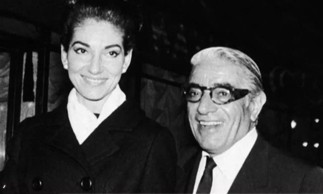 Σαν σήμερα γεννήθηκε ο Αριστοτέλης Ωνάσης: Η γυναίκα που δεν κατάφερε να παντρευτεί και ο τραγικός θάνατος που ήρθε δύο φορές