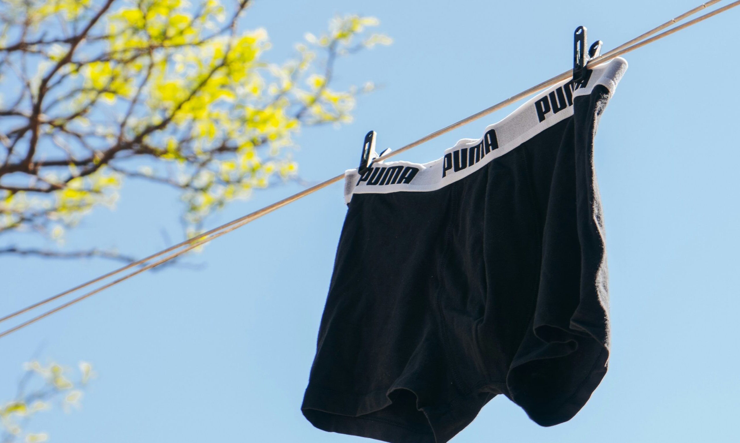 Γνωστός Έλληνας celebrity παραδέχτηκε ότι έμεινε για 6 μήνες με το ίδιο εσώρουχο