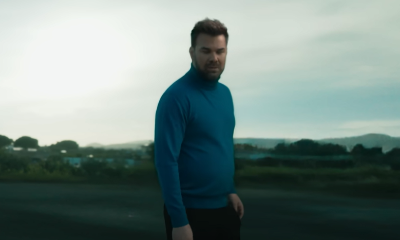 Γιώργος Σαμπάνης: Έντονες αντιδράσεις για τη συμπεριφορά του σε θαμώνα που έκανε πρόταση γάμου στην πίστα