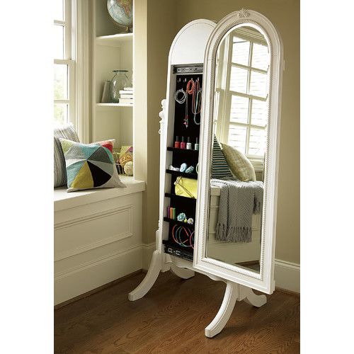 Πες αντίο στο χάος και αποθήκευσε τα κοσμήματά σου με στιλ