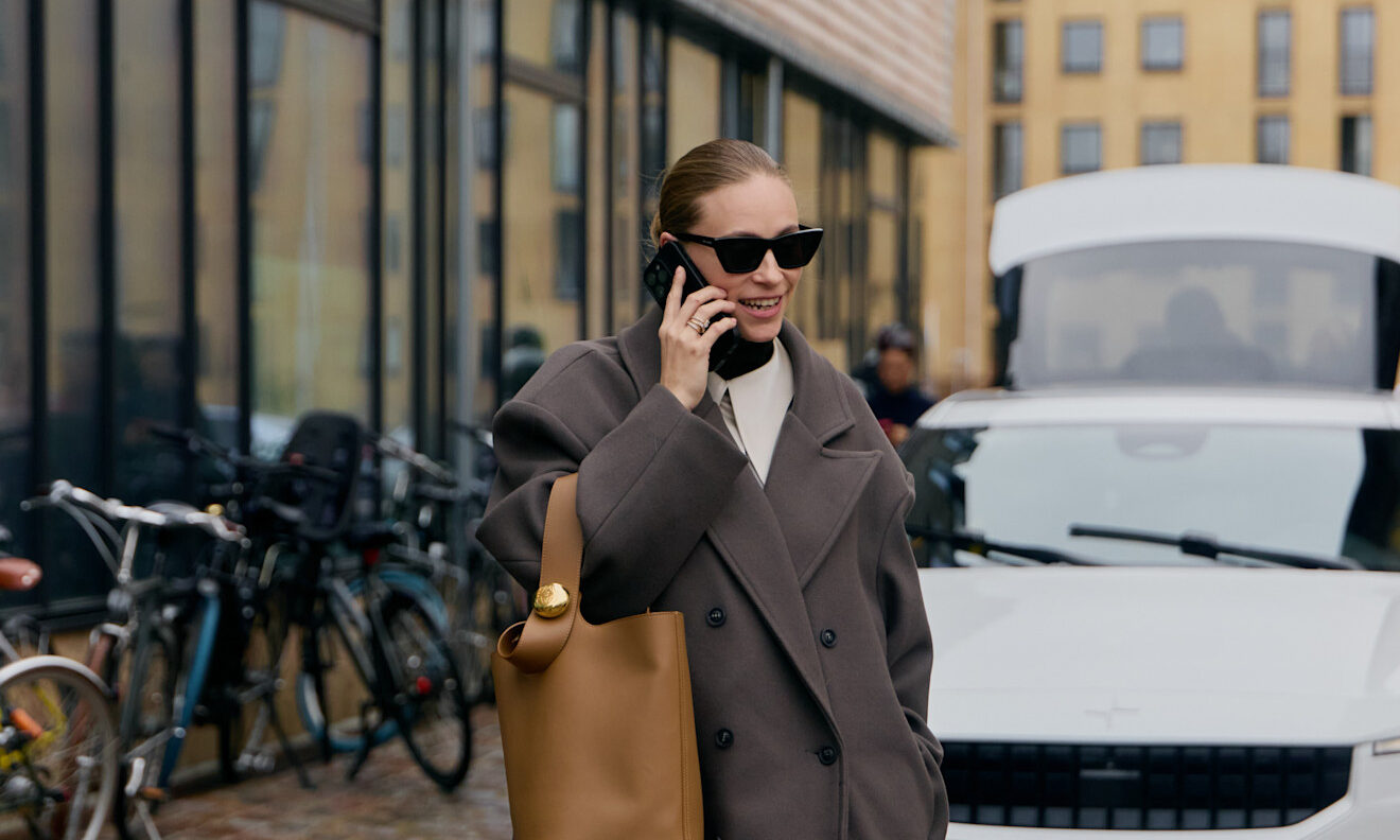 Τι κι αν κάνει κρύο φόρεσε το παλτό σου με μοναδικό στυλ-6 stylish τρόποι για να εντυπωσιάσεις