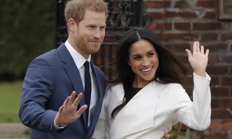 μεγκαν μαρκλ παντελονι