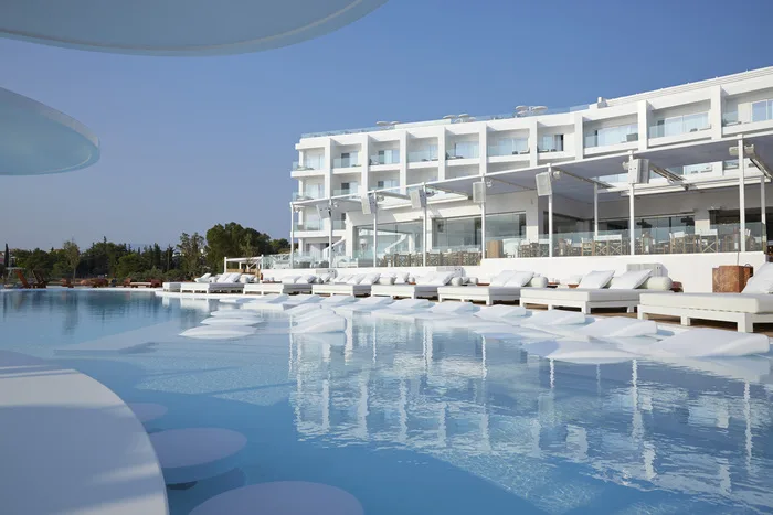 Το Nikki Beach Resort & Spa Porto Heli ανοίγει τις πύλες του την 1η Μαΐου