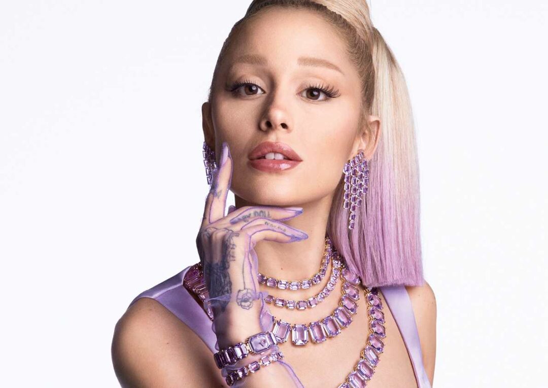 Η Swarovski γιορτάζει την καμπάνια Άνοιξη-Καλοκαίρι 2025 με την Ariana Grande
