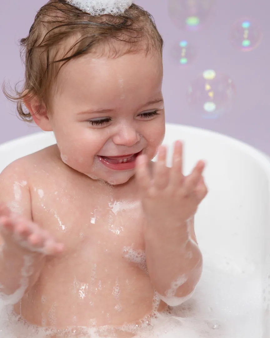 PHARMASEPT Baby Care: Η πρώτη φροντίδα, μετά τη μαμά