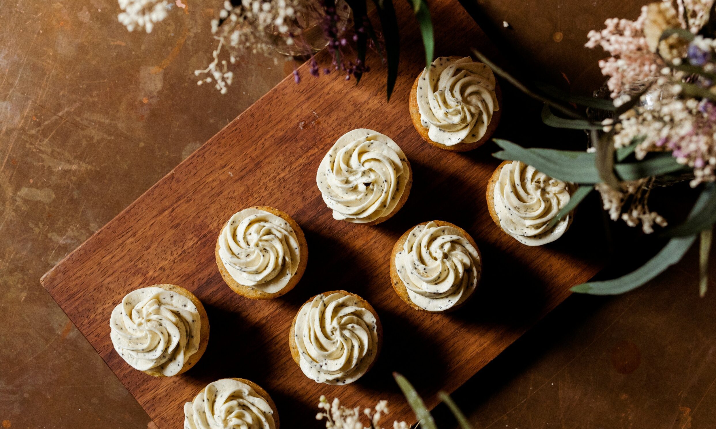 Εορτολόγιο: Τα 4 όμορφα ονόματα που γιορτάζουν σήμερα, Κυριακή 4 Μαΐου