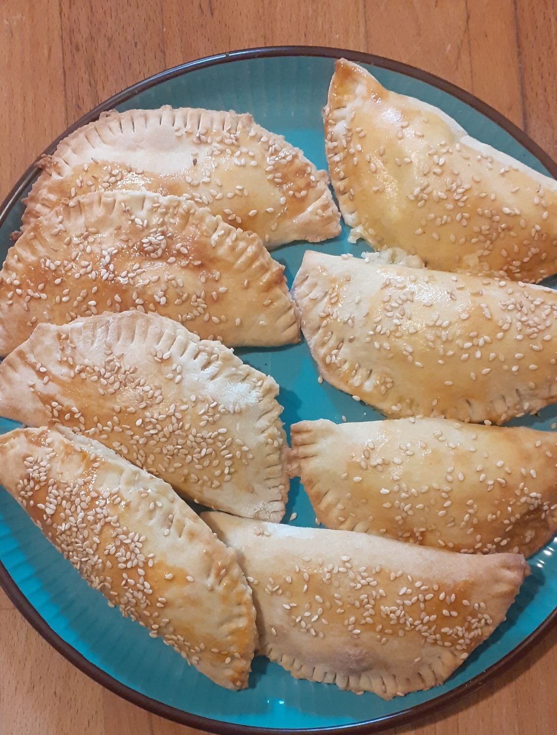 Η απόλυτη συνταγή για τα Κρητικά Πασχαλινά καλιτσούνια, όπως την φτιάχνουν στο χωριό