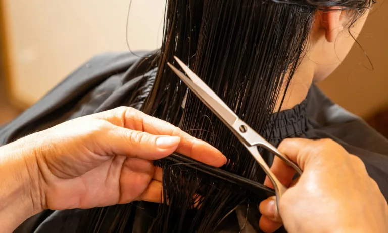 Γάλλος κομμωτής: Αυτό το κούρεμα κάνει τις γυναίκες να φαίνονται τουλάχιστον 10 χρόνια νεότερες