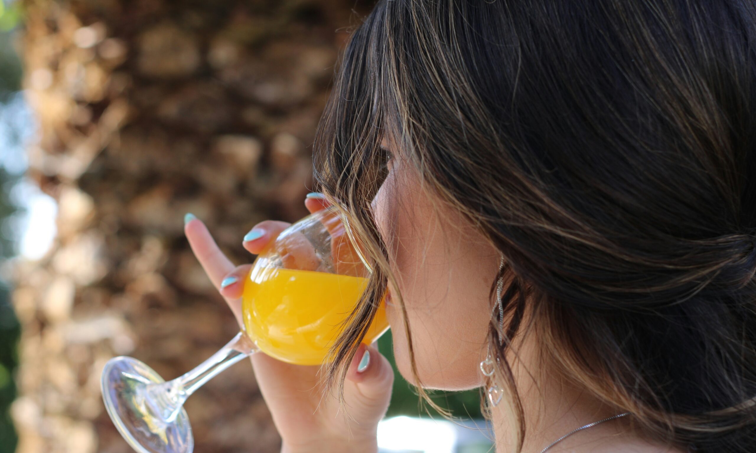 Το γευστικό ρόφημα με τις 15 θερμίδες που μπορεί να ενδυναμώσει το ανοσοποιητικό σου