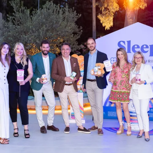 Η ΒΙΑΝ παρουσιάζει στην Ελλάδα τα UPSA Nourished 7 in 1 Gummies