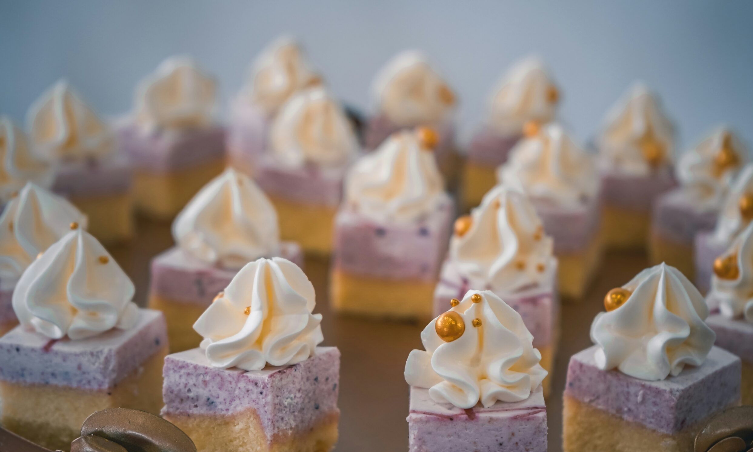 Εορτολόγιο: Τα 4 ονόματα που γιορτάζουν σήμερα, Πέμπτη 8 Μαΐου- Μην ξεχάσεις να ευχηθείς