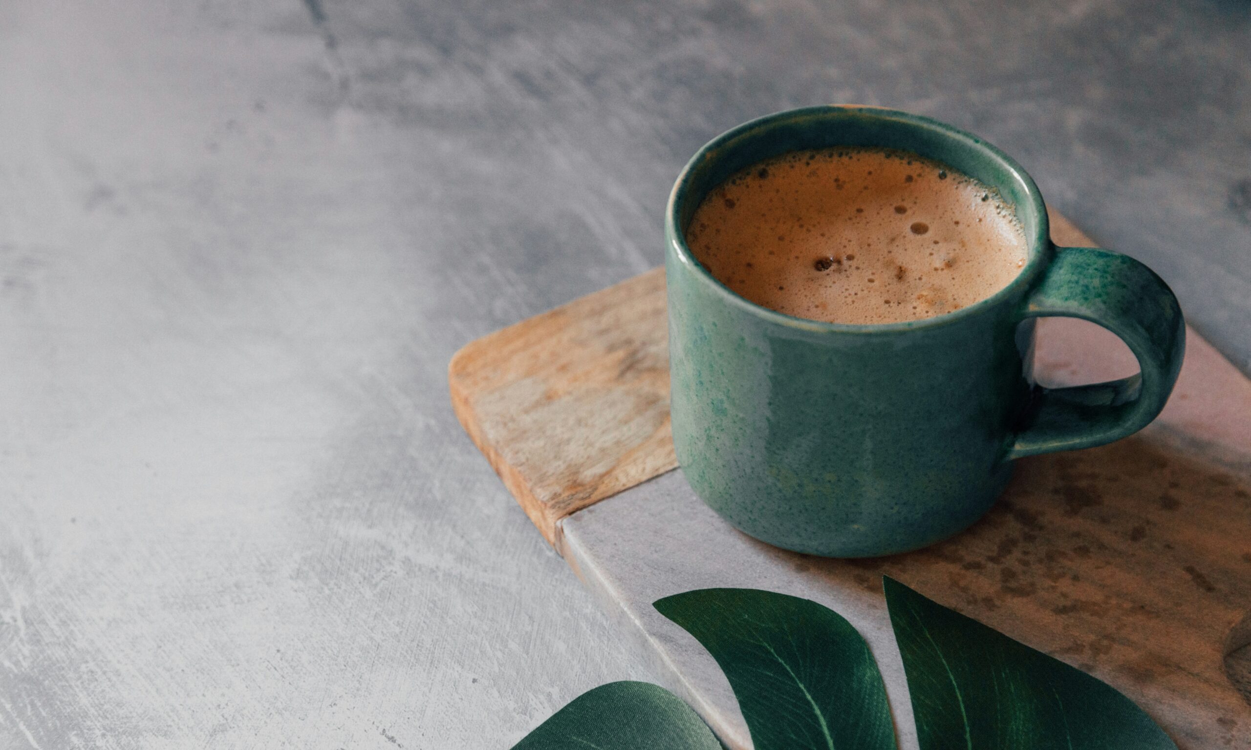 Σκέτος, μέτριος, γλυκός: Τι λέει για εσένα ο τρόπος που πίνεις τον καφέ σου, σύμφωνα με την ψυχολογία