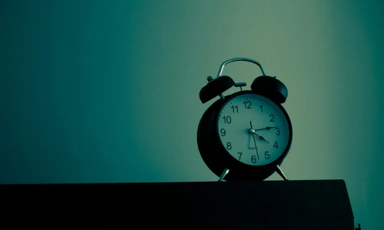 Τι ώρα να κοιμάσαι και τι ώρα να ξυπνάς κάθε μέρα για να είσαι ευτυχισμένη