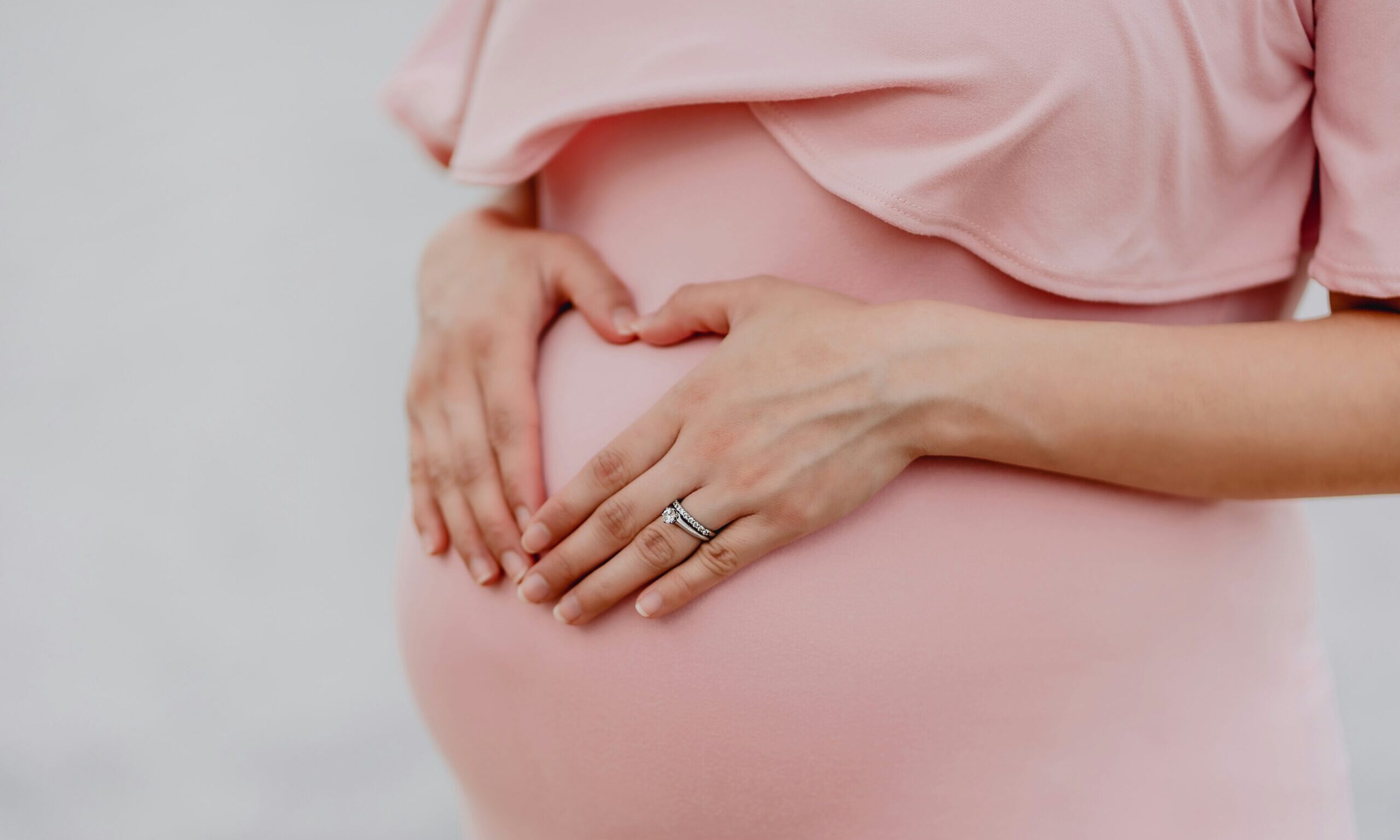 Σε ποια ηλικία να κάνεις παιδιά για να ζήσεις περισσότερο