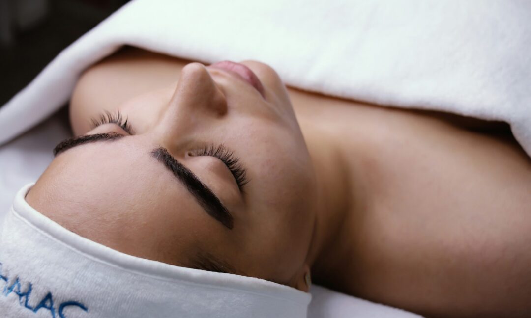 Τα 5 «φυσικά όπλα» που μιμούνται το Botox και μειώνουν τις ρυτίδες