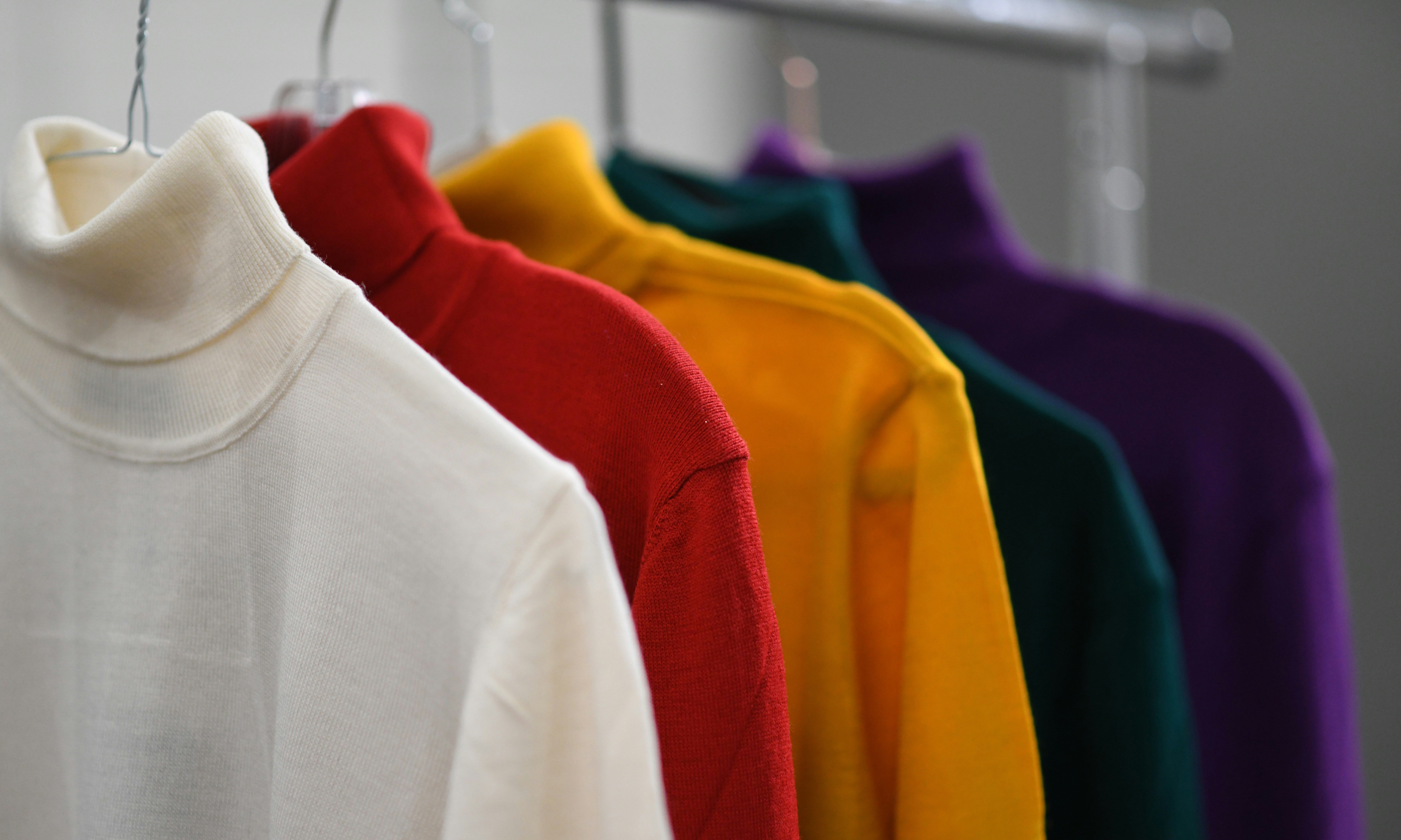 Τι χρώματα ρούχων να φοράς για να είσαι ευτυχισμένη