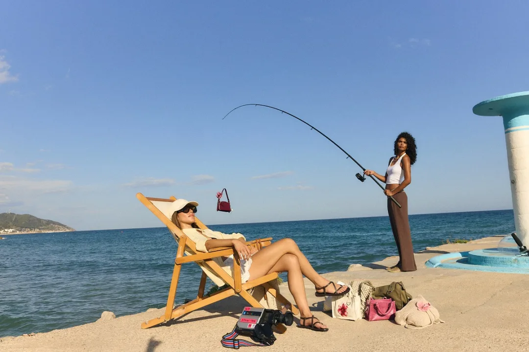Η Stradivarius παρουσιάζει την καμπάνια της: Not Another Summer Movie