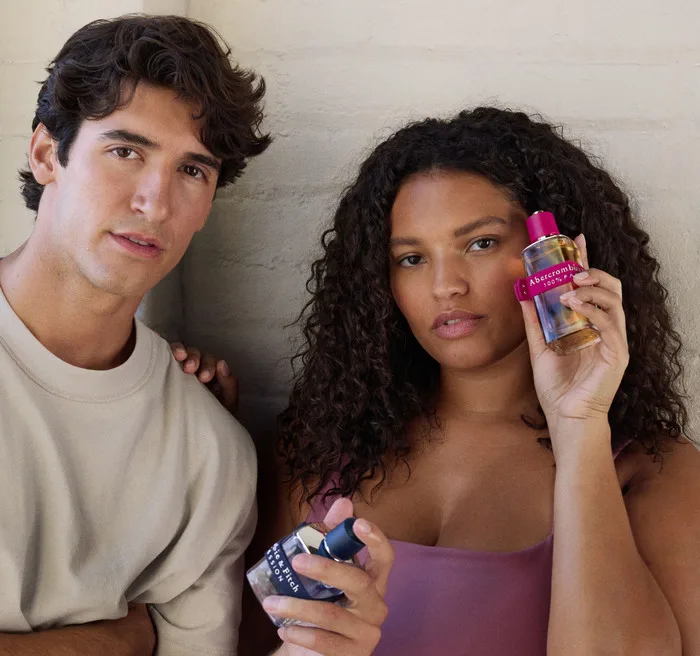 Η A&F παρουσιάζει τη νέα ιστορία αρώματος: Abercrombie & Fitch 100% PASSION