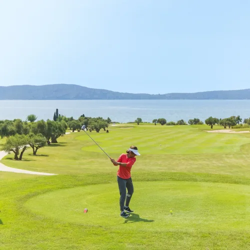 Η premium πινελιά του μ. Artisan Water στο Women's Golf Day 2025