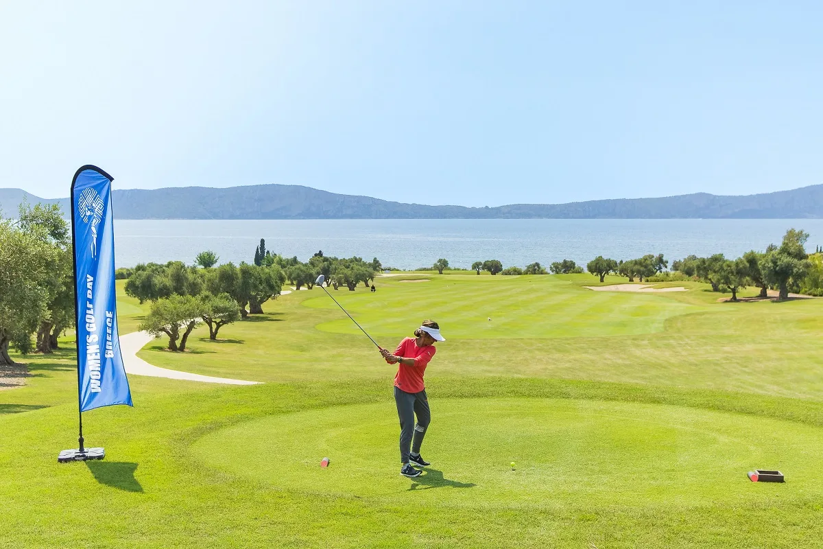 Η premium πινελιά του μ. Artisan Water στο Women's Golf Day 2025