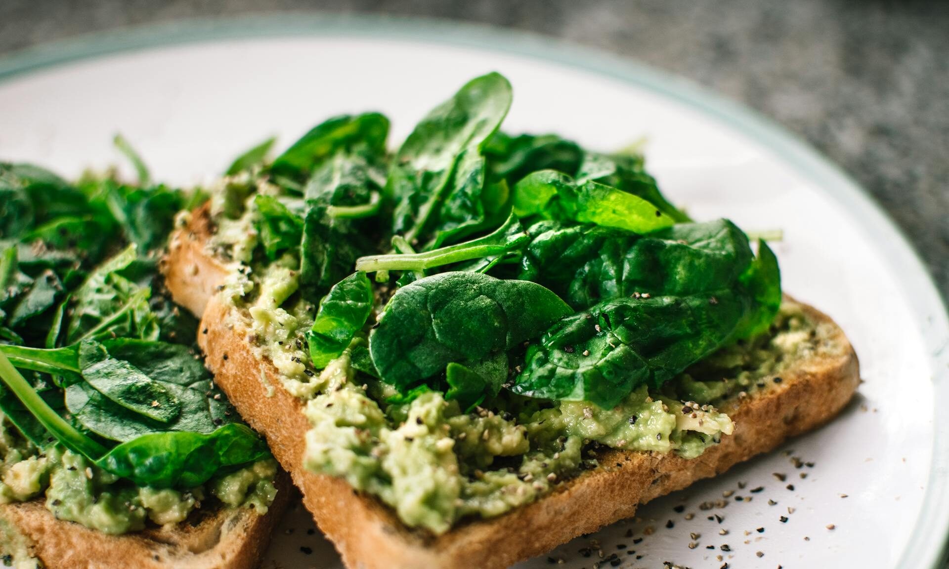 Αβοκάντο: Το superfood που δεν πρέπει να λείπει από το πιάτο σου