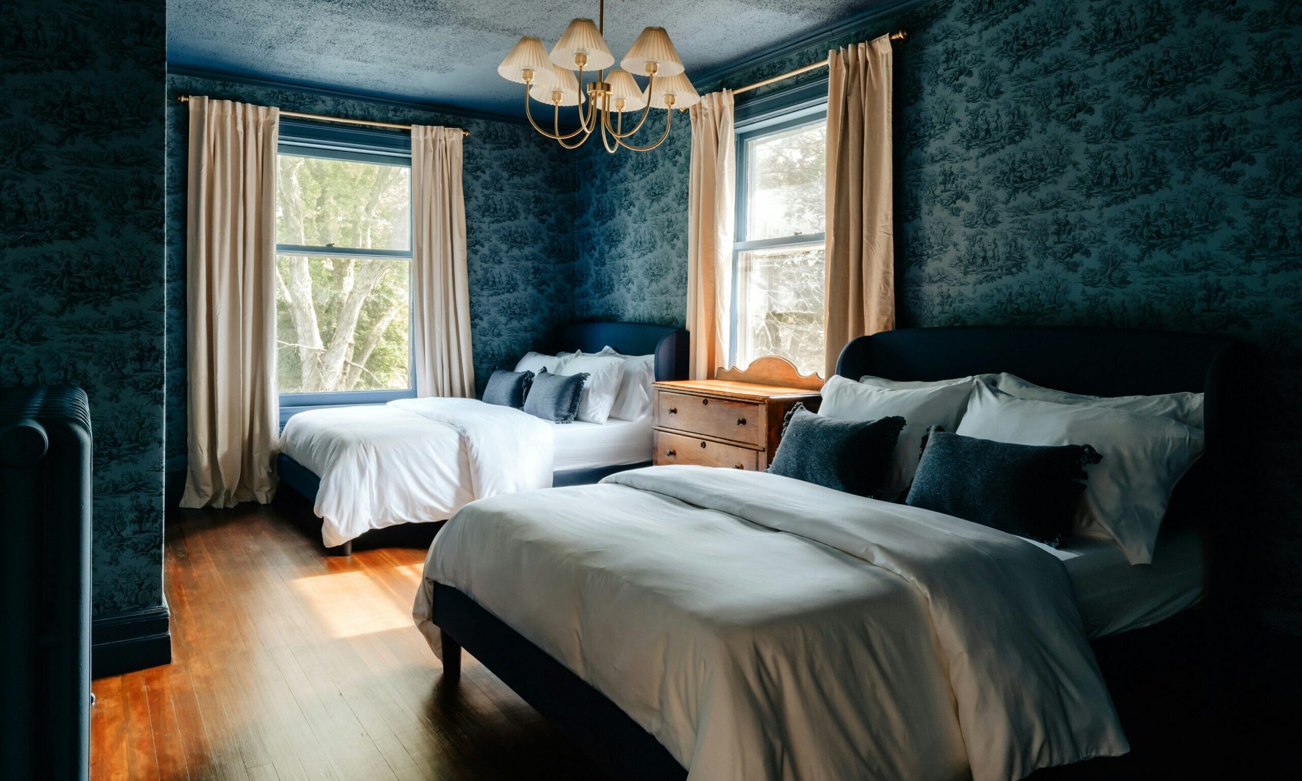 Τι χρώμα να βάψεις το υπνοδωμάτιό σου για να κοιμάσαι καλύτερα