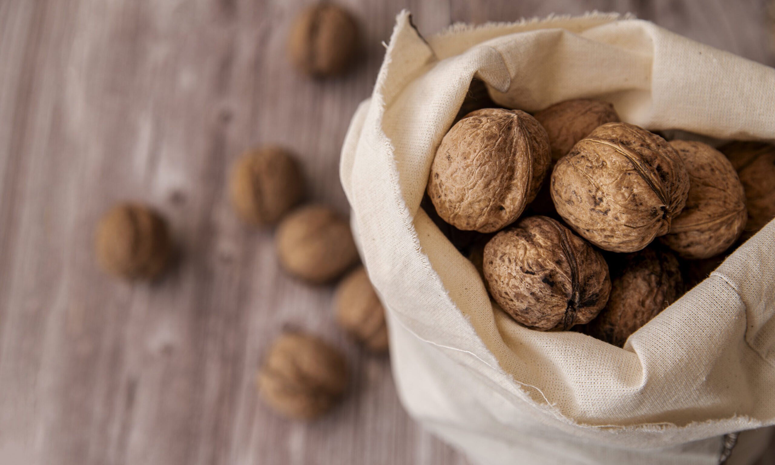 Αντιγήρανση και διατροφή: To σνακ που θα σε κάνει να δείχνεις 10 χρόνια νεότερη