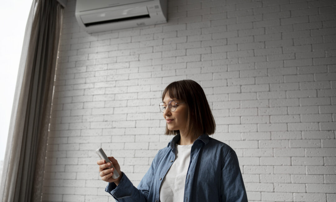 Πόσο «καίει» το κλιματιστικό την ώρα και πώς θα κάνεις οικονομία εύκολα