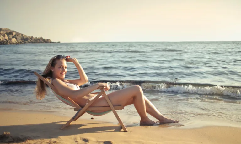 Οι τροφές που θα σε κάνουν να μαυρίσεις γρήγορα χωρίς τη φωτογήρανση